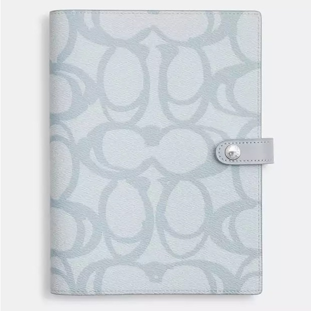 🦋SOLD🦋 Coach Notebook - Picture 4 of 5